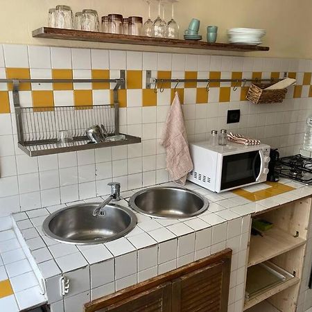 Appartamento In Centro A Ліворно Екстер'єр фото