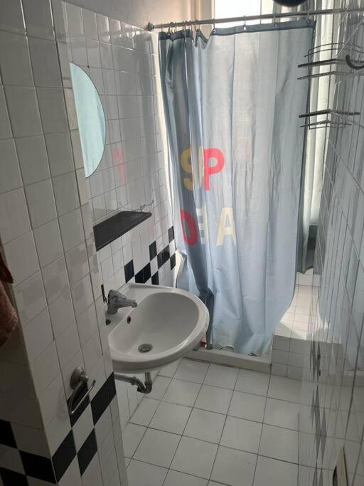 Appartamento In Centro A Ліворно Екстер'єр фото
